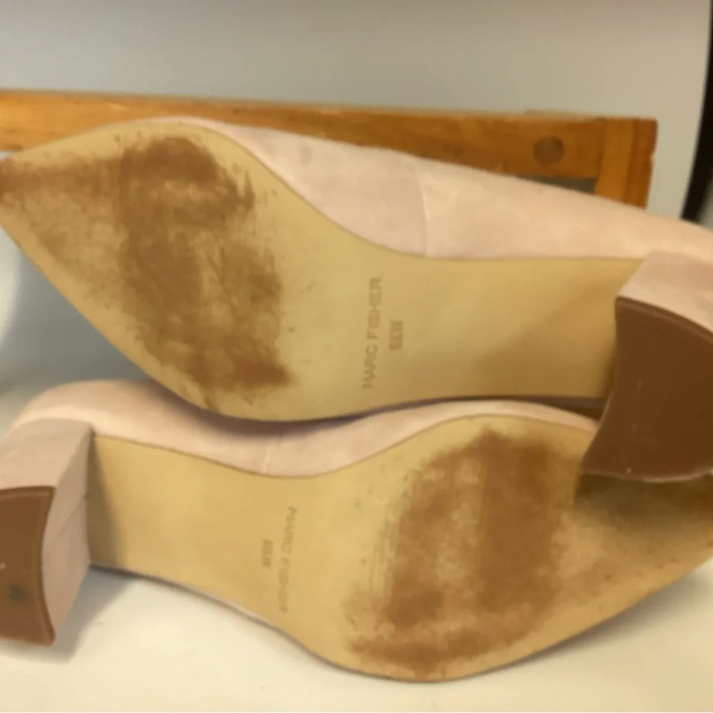 Marc Fisher gently worn